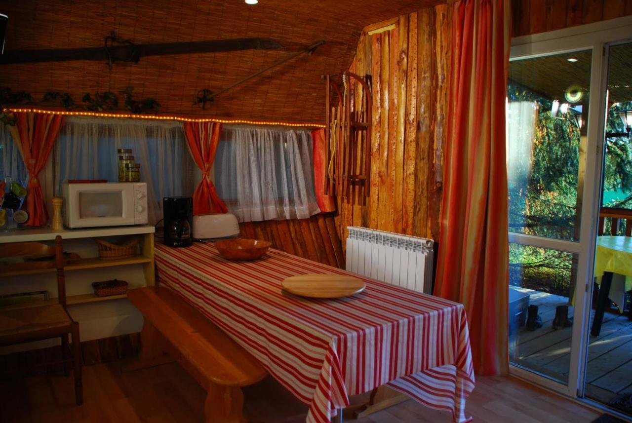 Chalets Des Trois Hetres Plombières-les-Bains Εξωτερικό φωτογραφία